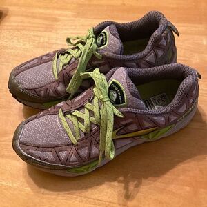 Brooks Cascadia 8 Green Outdoor Hiking Shoes Women US 6.5